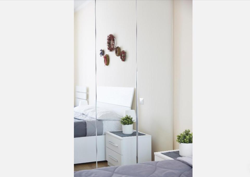 Beautiful Bohemian Apartment In Center Conditioned Air Côme Esterno foto
